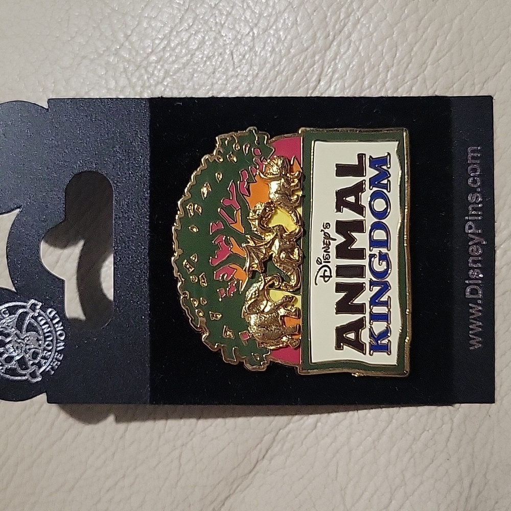 Disney Animal Kingdom Pin - Gold, Green, and Red